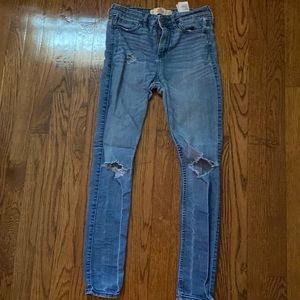 Hollister dark blue high rise super skinny jeans